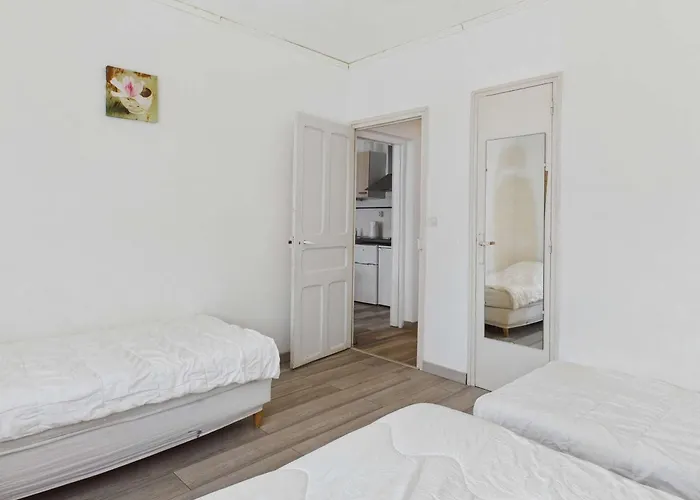 Apartamento 3 Pieces Proche Et Commerces, 6 Couchages, Balcon - Agde - Fr-1-423-198 Le Grau-dʼAgde